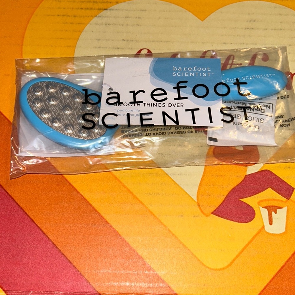Barefoot Scientist, smooth things over